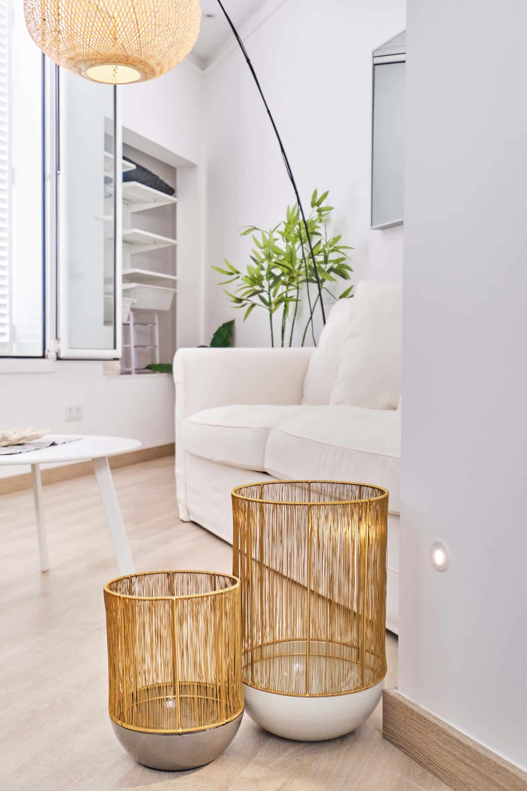 Barcelona roof studio - second-floor studio, living room area decorations, designed by Beatrice Leupold Barcelona roof studio - second-floor studio, living room area decorations, designed by Beatrice Leupold